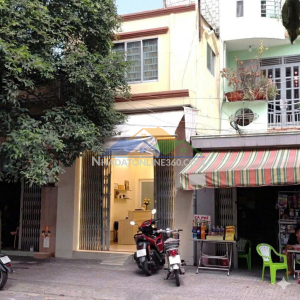 Mặt tiền trần nguyên hãn p13q8 (p.bình đông)