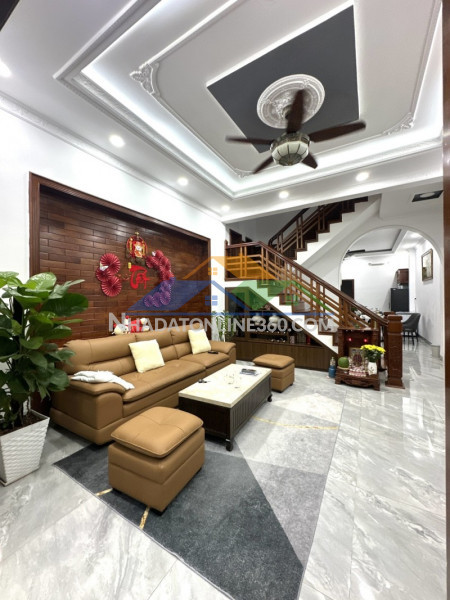Bán nhà đường số 11, hiệp bình phước, thủ đức, tp hcm. dt 117m2, 3 tầng, sổ hồng. giá 14.3 tỷ.
