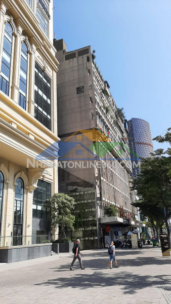 Cần bán gấp căn hộ góc view bitexco – bến nhà rồng ngay trung...