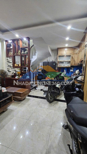 Nguồn hàng đẹp hoàng hoa thám đang cực hiếm – căn 5 tầng mặt tiền rộng khách xem là thích