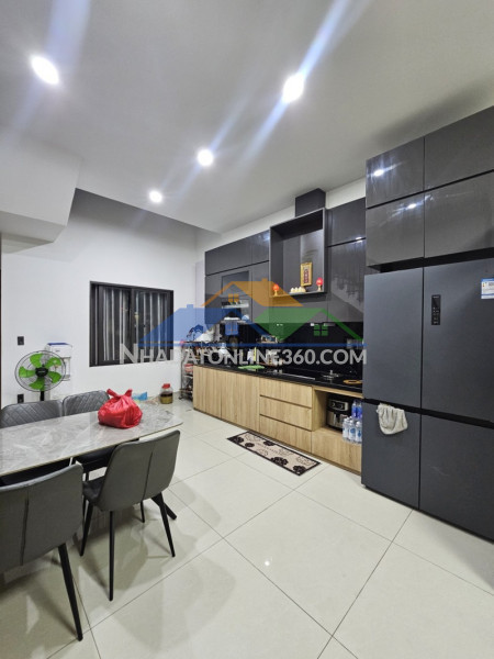 Bán nhà 3 tầng đường đa mặn, 70m2, 3pn, gần lê văn hiến, giá 7.2 tỷ
