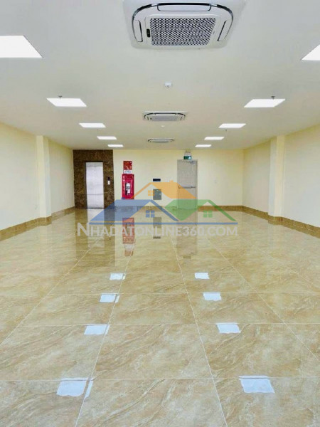 Bán nhà đẹp nguyễn sơn- kinh doanh- gara- 110m 6 tầng  thang máy full nội thất 36 tỷ(tl)