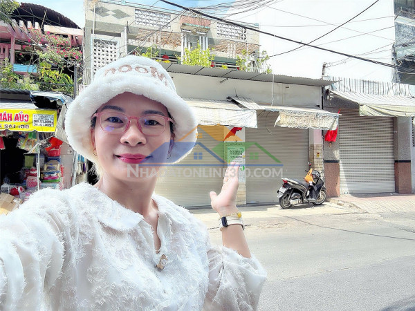 Chính chủ bán nhà mặt tiền 25 đường xóm chiếu, quận 4 - dt...