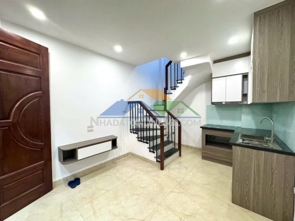 Hàng hiếm! nhỉnh 5 tỷ có ngay nhà phố đội cấn, ba đình
