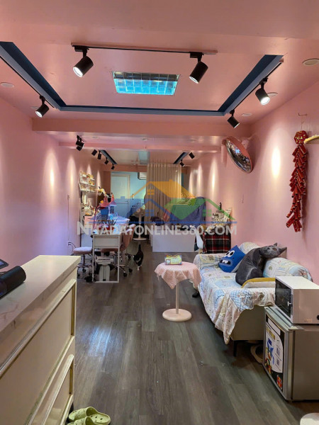 Sang nhượng tiệm spa nail mi gội đầu full setup ở lại được ,khu vực đống đa hà nội.