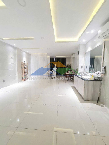 Chính chủ bán nhà vừa ở vừa kinh  doanh được tại xã bình hưng, bình chánh, tp hcm