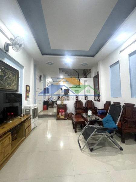 Bán nhà đường số 4, hiệp bình phước, thủ đức, tp hcm. dt 75, 3 tầng. giá  - 7.15  tỷ.