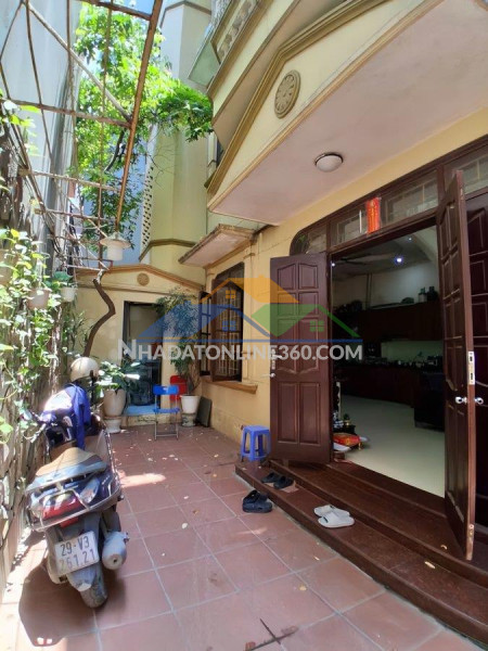 Chỉ với 16,9 tỷ nhà 75m 5tầng otô đỗ cổng, lạc long quân ,không qui hoạch