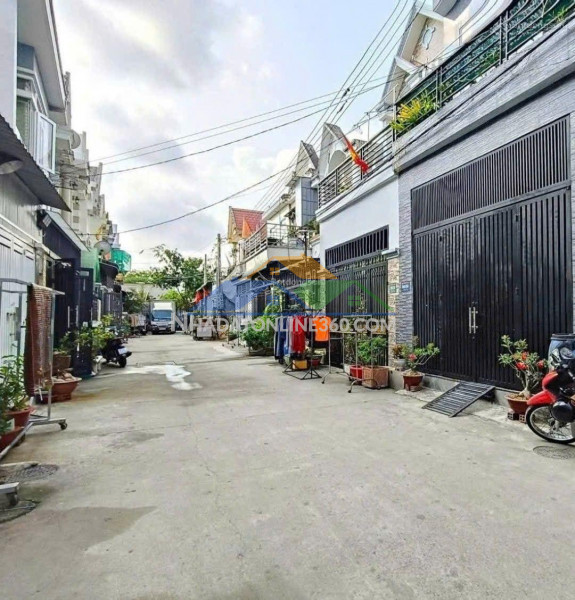 Nhà phố lầu trệt kdc phường dĩ an, bình dương tp hcm