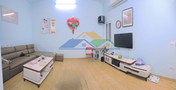 Bán nhà vĩnh phúc -ba đình - 5tầng ở ngay - cách 70m ra phố -gần trường chợ , bãi đỗ ô tô