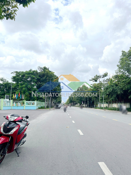 Nhà 4 tầng 2 mặt tiền vip đường dương quang đông p5 q8. giá: 24...