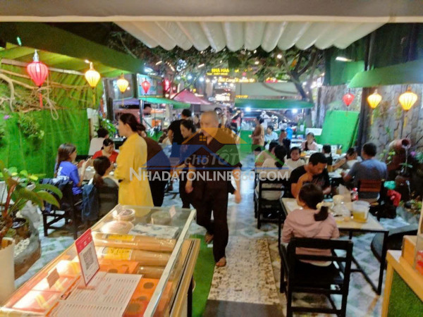 Giá tốt - sang nhượng quán chay hoạt động hơn 10 năm , khu tên...