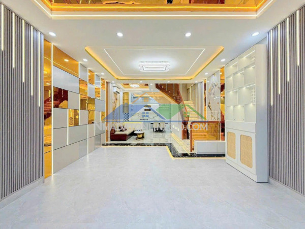 Anh hải cần bán nhà hẻm xe hơi cạnh phú mỹ hưng, 4 tầng, để lại nội thất