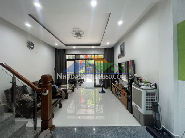 Dinh thự 3 tầng tùng thiện vương, nam việt á 95m2 giá trị đẳng cấp