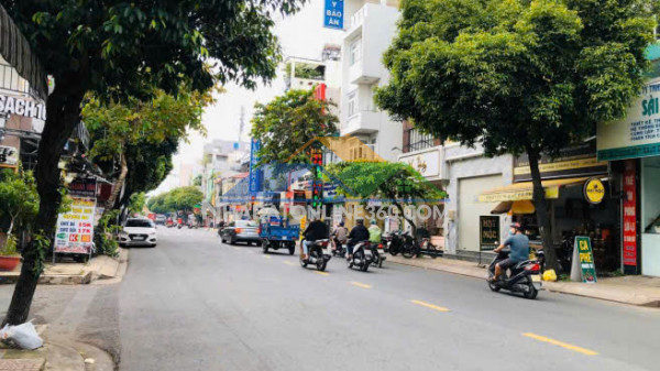 Bán nhà  hxh 7 chổ thông 58m2 - 5 tầng - nhỉnh 7tỷ tl chính chủ