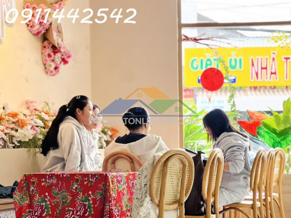 Sang quán cafe kết hợp workshop hanmade ngã tư sung sướng cà...