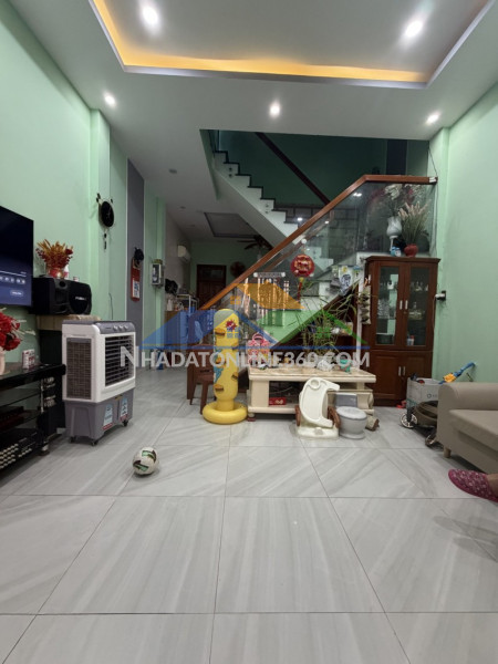 Bán nhà 2 tầng phan bôi 63m2 giá 8.7 tỷ, gần biển phạm văn đồng, ô tô đỗ cửa