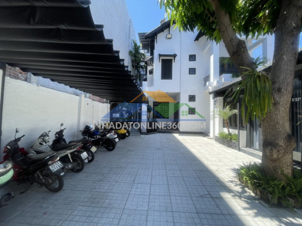 Bán tòa căn hộ ngũ hành sơn 504m2 giá 34.5 tỷ, doanh thu 170 triệu/tháng