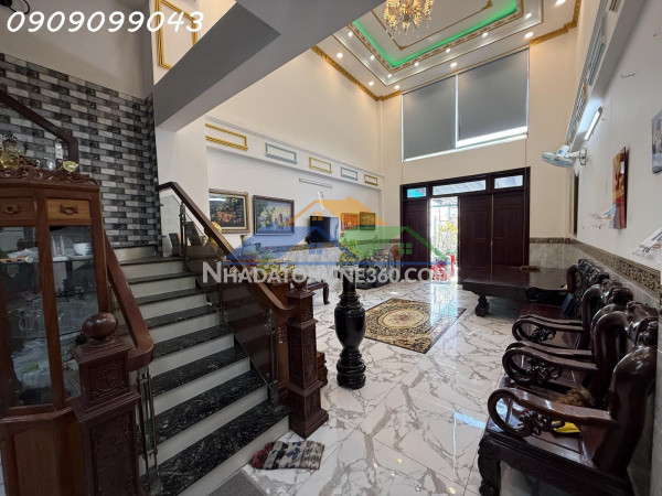 Mặt tiền lê đức thọ – 701m² ngang 10m nở hậu 12m