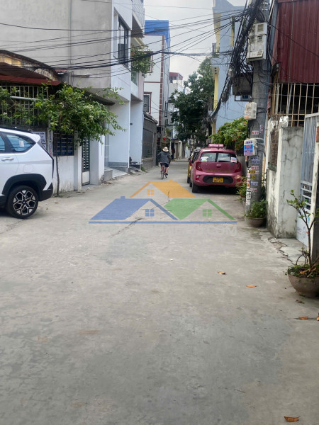 Siêu phẩm nhà đẹp thiên lôi ô tô ngủ trong nhà có thang máy