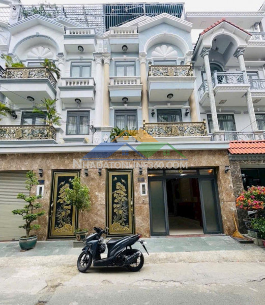 Nhà hẻm xe hơi đào tông nguyên, ngang 6m, hơn 8 tỷ, cạnh trường học