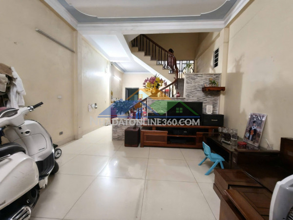 Bắc hồng chào bán nhà 60/68m2, 3t, mt5m, 5.15 tỷ, đông anh, ô tô, gần phố.