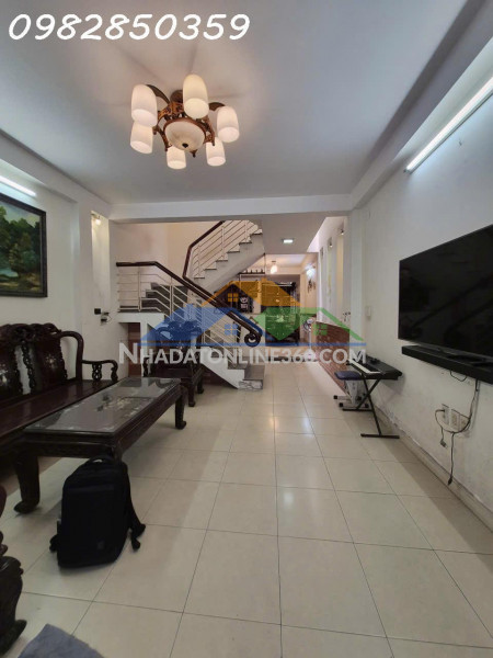 Quá ngon- giảm 600tr - hxh- 68m² - 3 tầng - 5✅️9