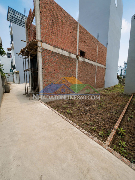 Bán đất phúc lợi phân lô 45m thông ô tô chỉ 5.3 tỷ