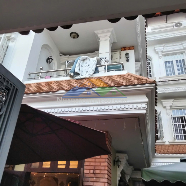 Sang nhượng tòa nhà căn hộ dịch vụ + quán cafe/quán ăn – quận phú nhuận