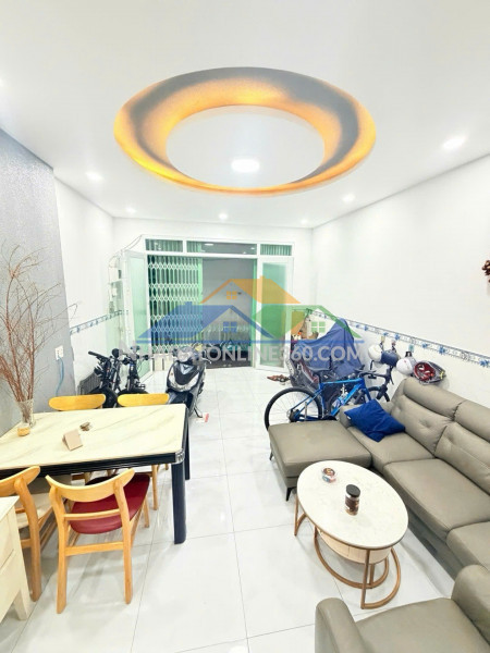 Bán nhà 737/ lạc long quân, bảy hiền - 44m2 - hẻm bagác - chỉ 4.6...