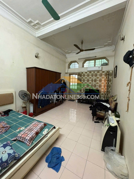 (chính chủ) bán mảnh đất đẹp phố phó đức chính, mặt tiền 7.5m, 70m2, 21.5 tỉ