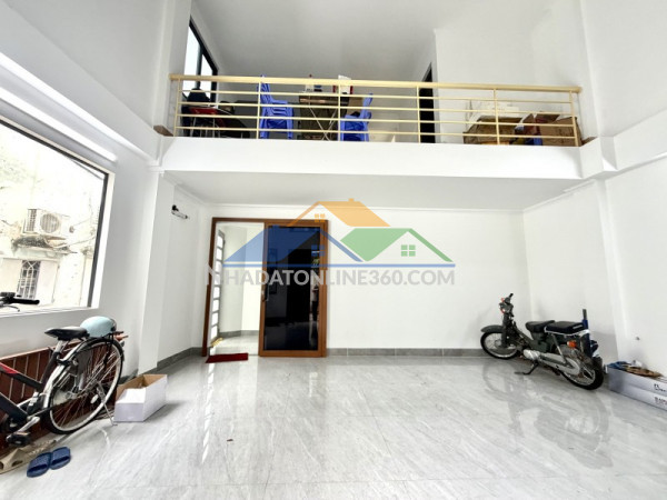 Bán nhà mặt tiền 70m2 5 tầng ngang 6.2m hiếm kd đỉnh nhieu tứ 11.8 tỷ.