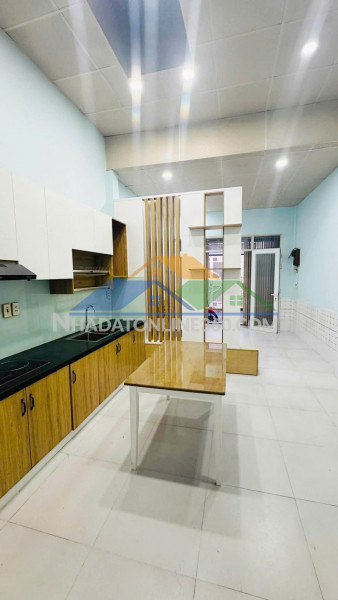 ???? nhà 1/ lũy bán bích tân phú 4 x11  - sổ vuông  - hẻm xe hơi kế ủy ban - 5.3 tỷ