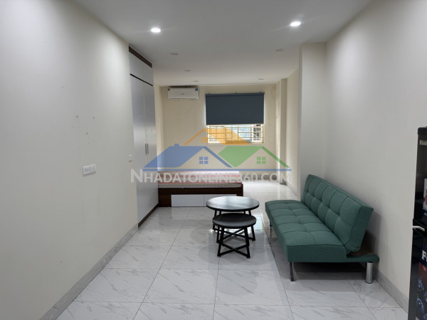 Chính chủ cho thuê căn hộ studio, dt 35m2, có thang máy, nội thất đầy đủ. lh: 0971883511