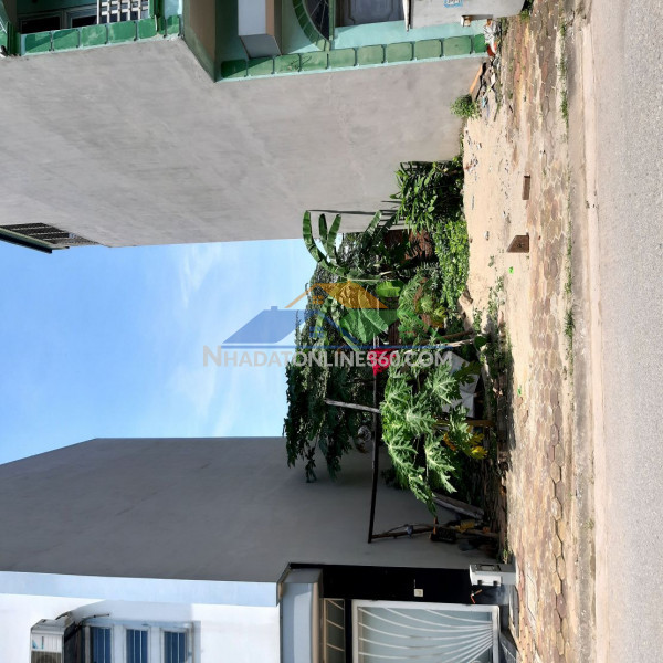 Trung tâm trâu quỳ, gia lâm 60m2 ô tô tránh chỉ 8 tỷ hơn đầu tư cực tốt. lh 0989894845