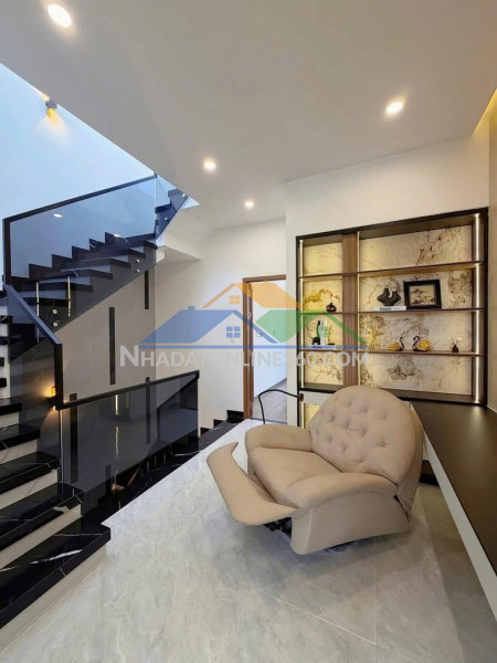 **bán nhà hxh hẻm 254 âu cơ, phường 9, tân bình (4*18) 5 tầng nhà...