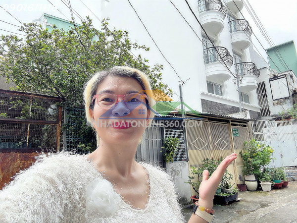 Chính chủ chưa qua đầu tư - bán nhà 2 tầng mặt đường xe hơi...