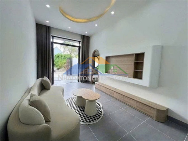 Nhà đẹp - giá tốt cần bán gấp nhà cấp 4 ở trần xuân soạn,...