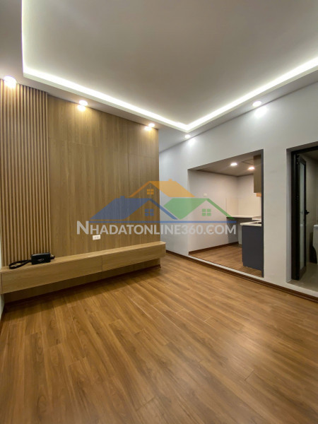 Chính chủ bán hoặc cho thuê căn hộ tập thể tầng 4 tòa c5 - ngõ 182 lương thế vinh, phường thanh xuân bắc, quận thanh xuân, hà nội