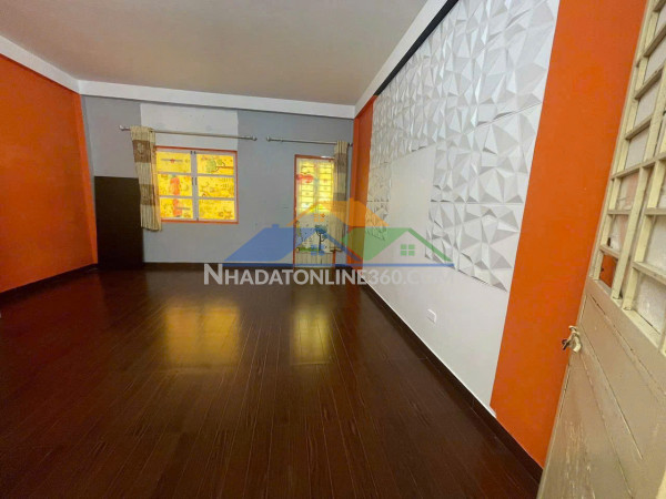 Cho thuê phòng tầng 4 nhà riêng tại long biên, hà nội hơn 2tr/ tháng