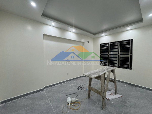 Siểu phẩm mới đằng hải ô tô đỗ cạnh nhà, nhà xây mới tinh