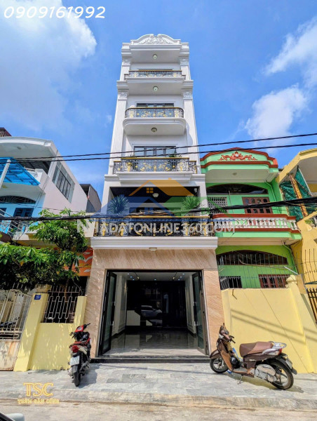 Nhà mặt đường khu lê chân gần aeon mall có thang máy - có vườn...