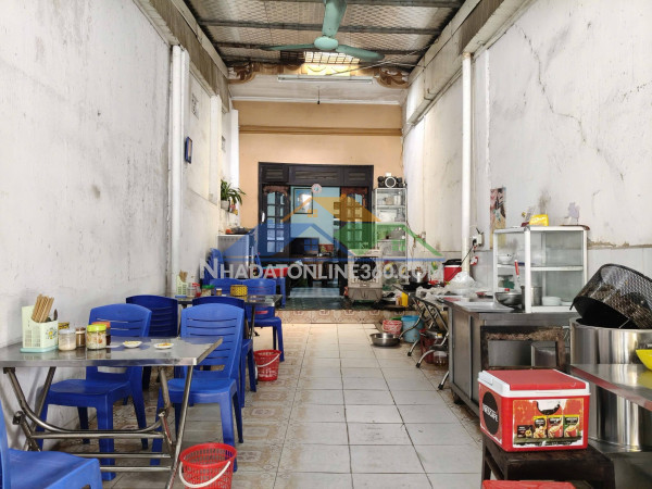 Mặt phố kinh doanh sầm uất, vỉa hè 5m.
mai đình: nhà mp 62m2, 2t, mt4m, 8.x tỷ, vỉa hè 6m, sóc sơn.