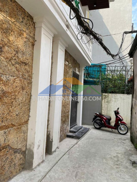 Chính chủ cho thuê nhà lâu dài tại giáp khu biệt thự ao sào - thịnh liệt