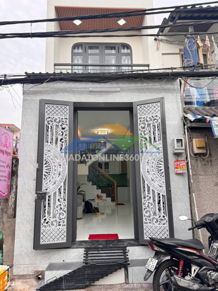 Chính chủ bán nhanh nhà đẹp 2 tầng  cách mặt tiền hương lộ 2...
