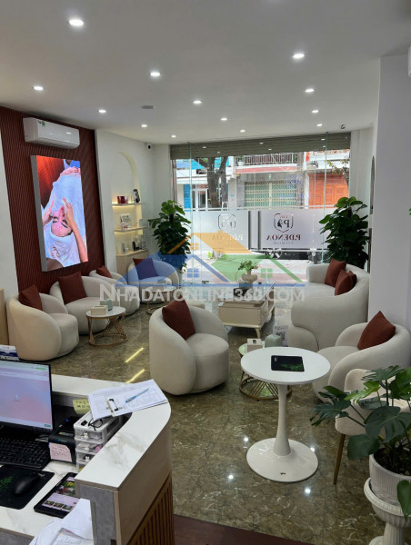 Chỉ hơn 900tr - sang nhượng thẩm mỹ viện  4 tầng tại  trung...