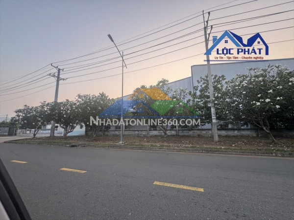 Cho thuê xưởng kcn Nhơn Trạch 2.752 m2 chỉ 3,5 usd/m2