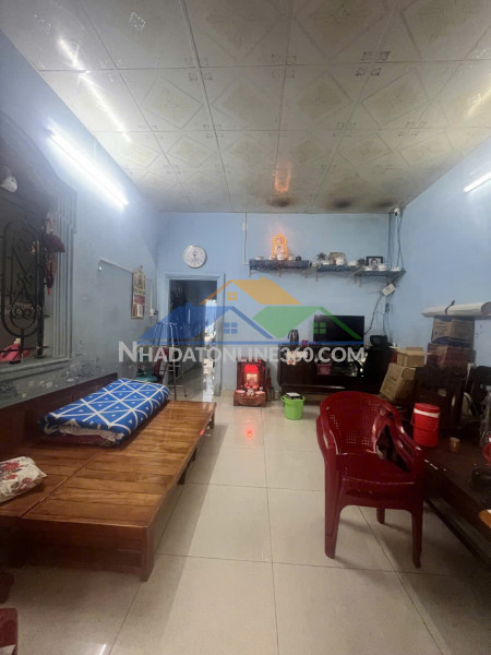 Bán đất tặng nhà lê trọng tấn tân phú ngay trường đại học công thương 62m2-2tầng 5 tỷ