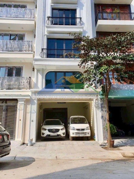 Bán gấp nhà phân lô thạch bàn 75m2-mt 5m-6 tầng thang máy-vĩa hè...