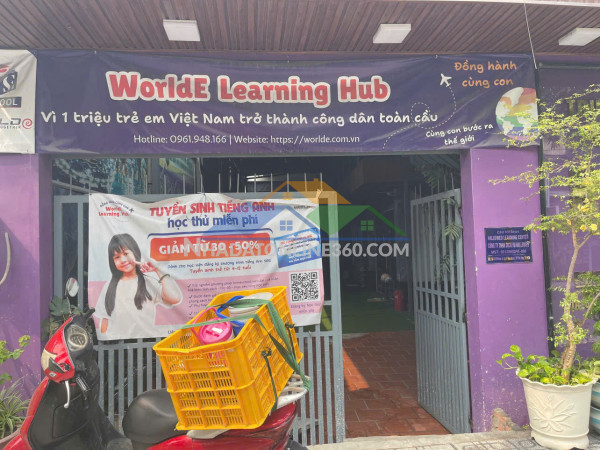 Sang nhượng mặt bằng kinh doanh diện tích lớn có hồ bơi –...